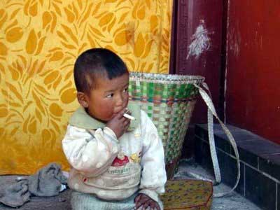 Indonesian child smoking