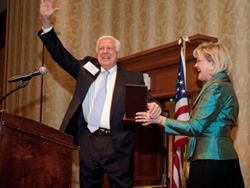 Foster Friess wins Weyrich award